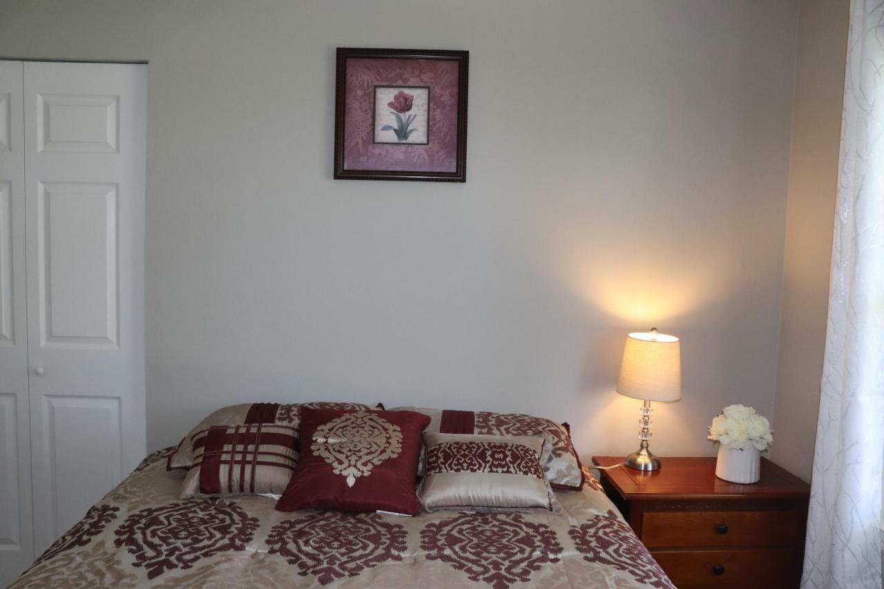 Private Room At Home Near Iad-スターリング エクステリア 写真